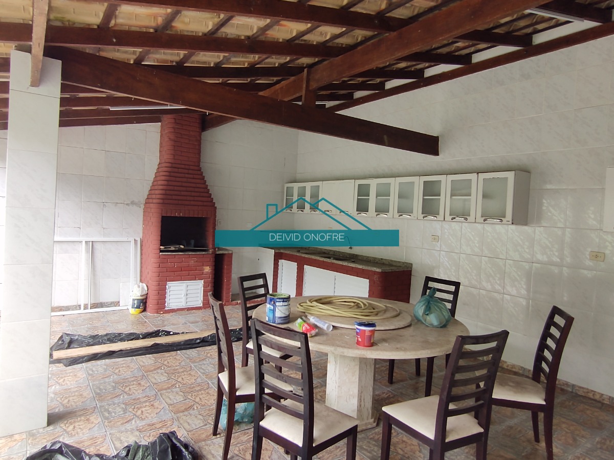 Sobrado, 3 quartos, 200 m² - Foto 1