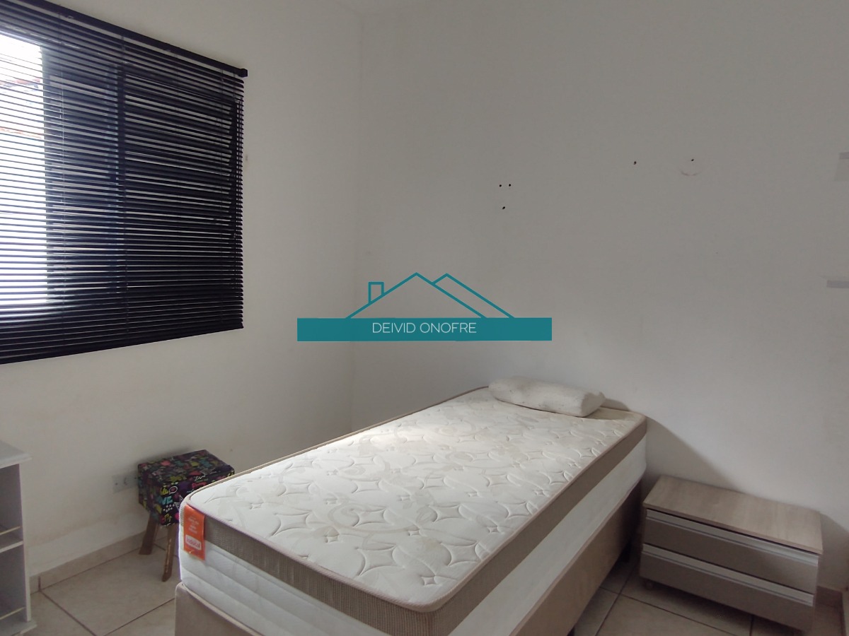 Casa para alugar com 4 quartos, 100m² - Foto 15